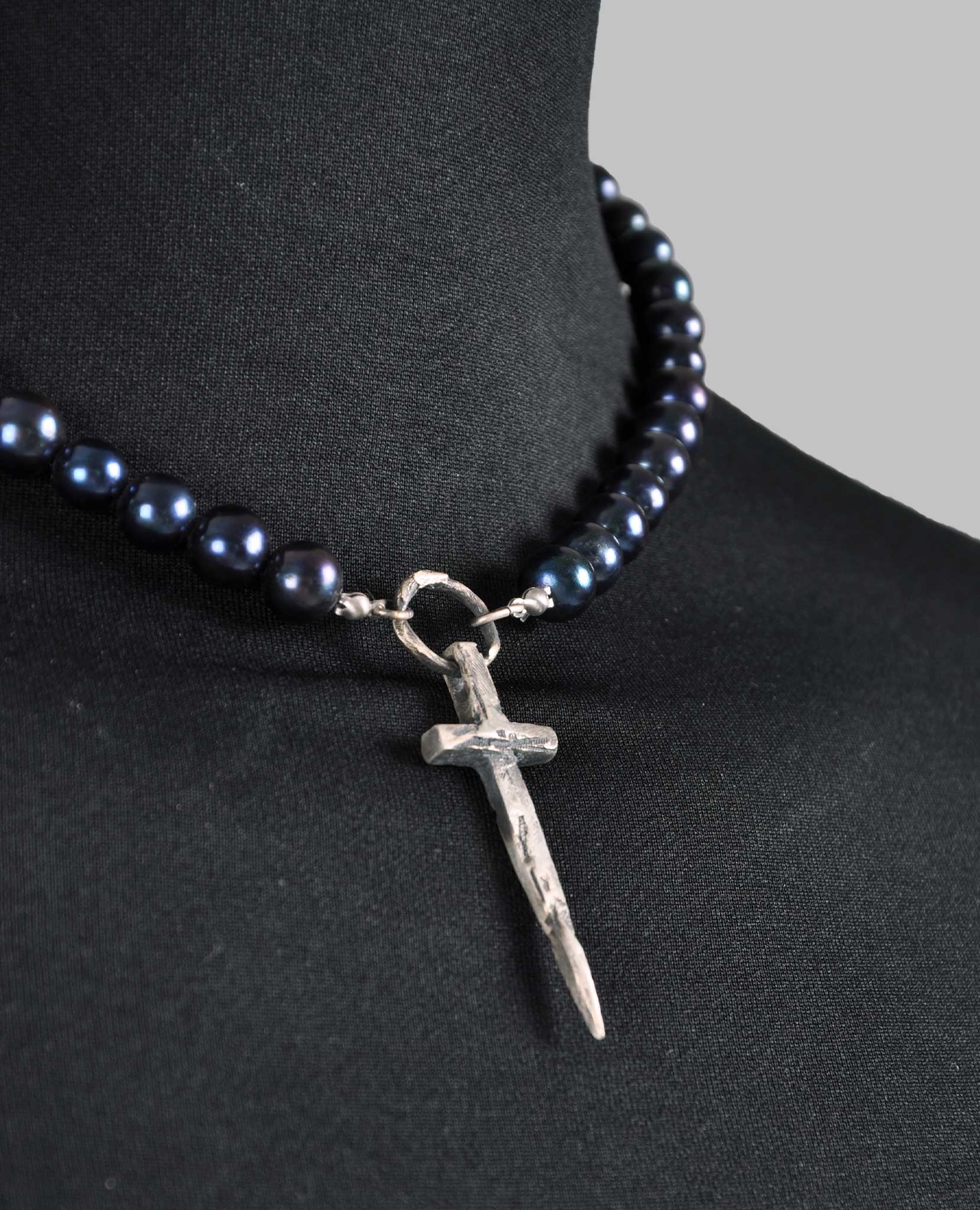 BLACK PEARL DAGGER CHOKER - Image 5
