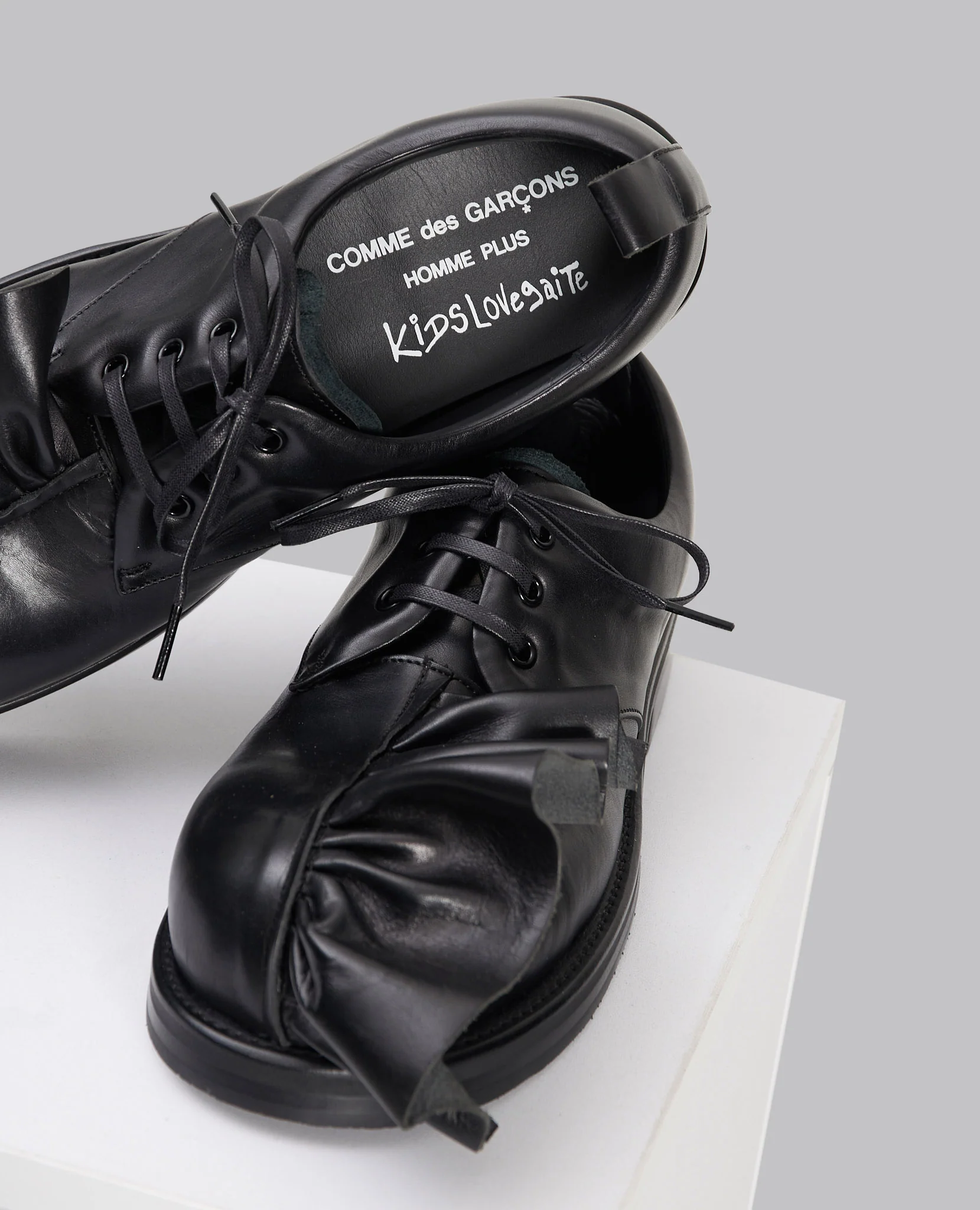 CDG X KIDS LOVE GAITE FRILLED DERBYS - Image 8
