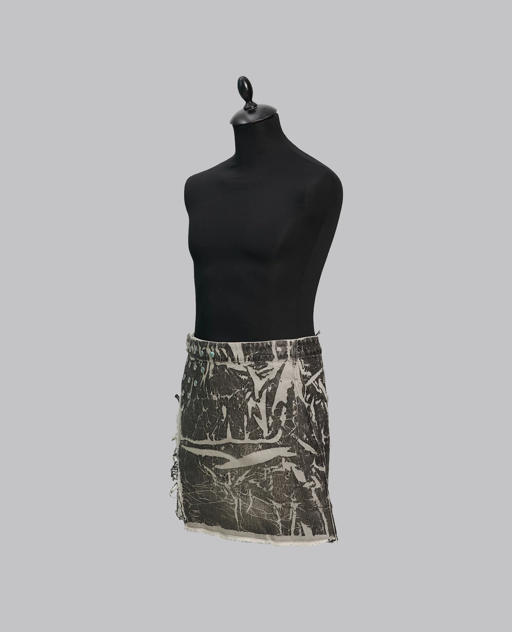 CONCORDIANS DRKSHDW SISYSNAP SKIRT - Image 4