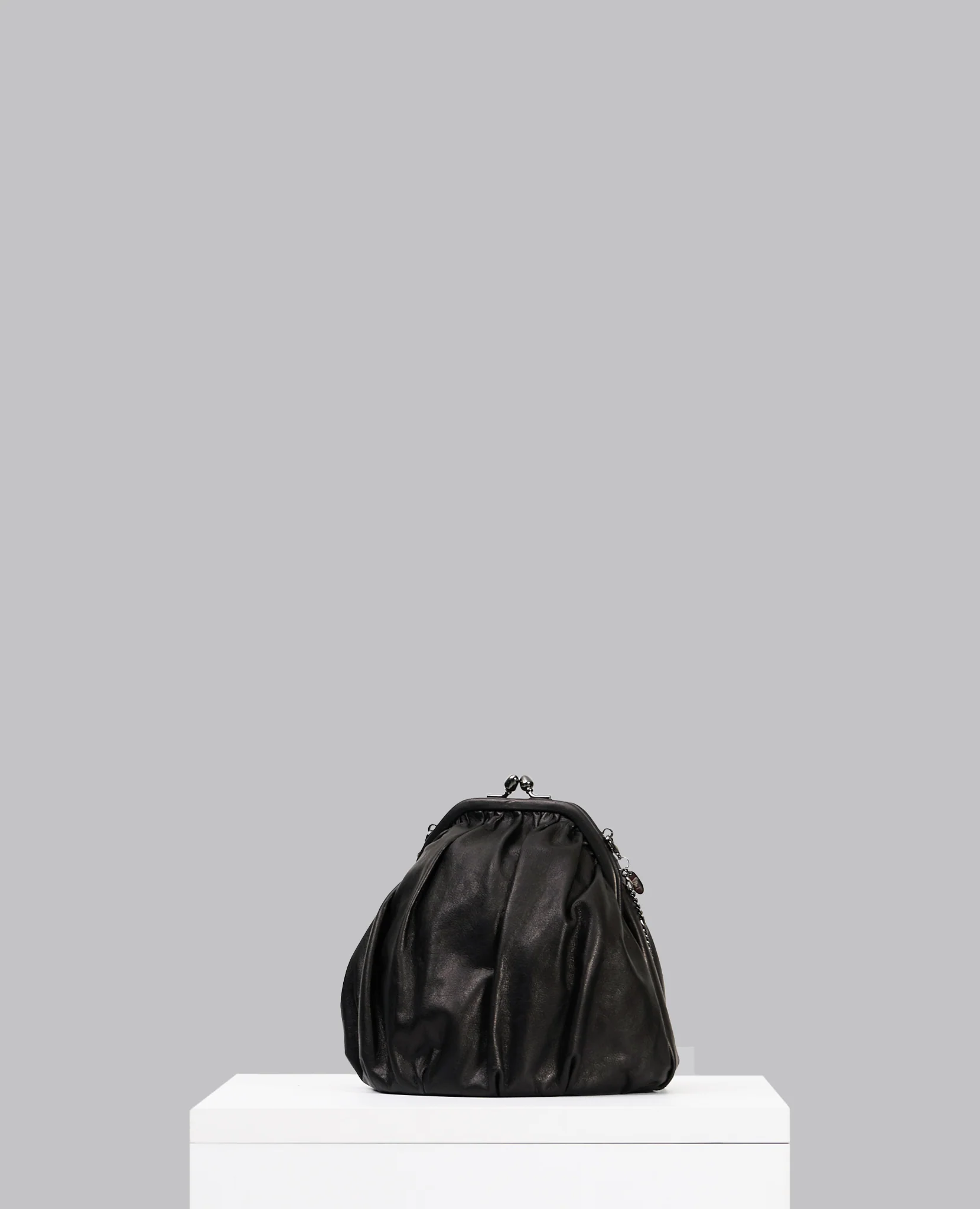 DRAPE CLASP POUCH - Image 3