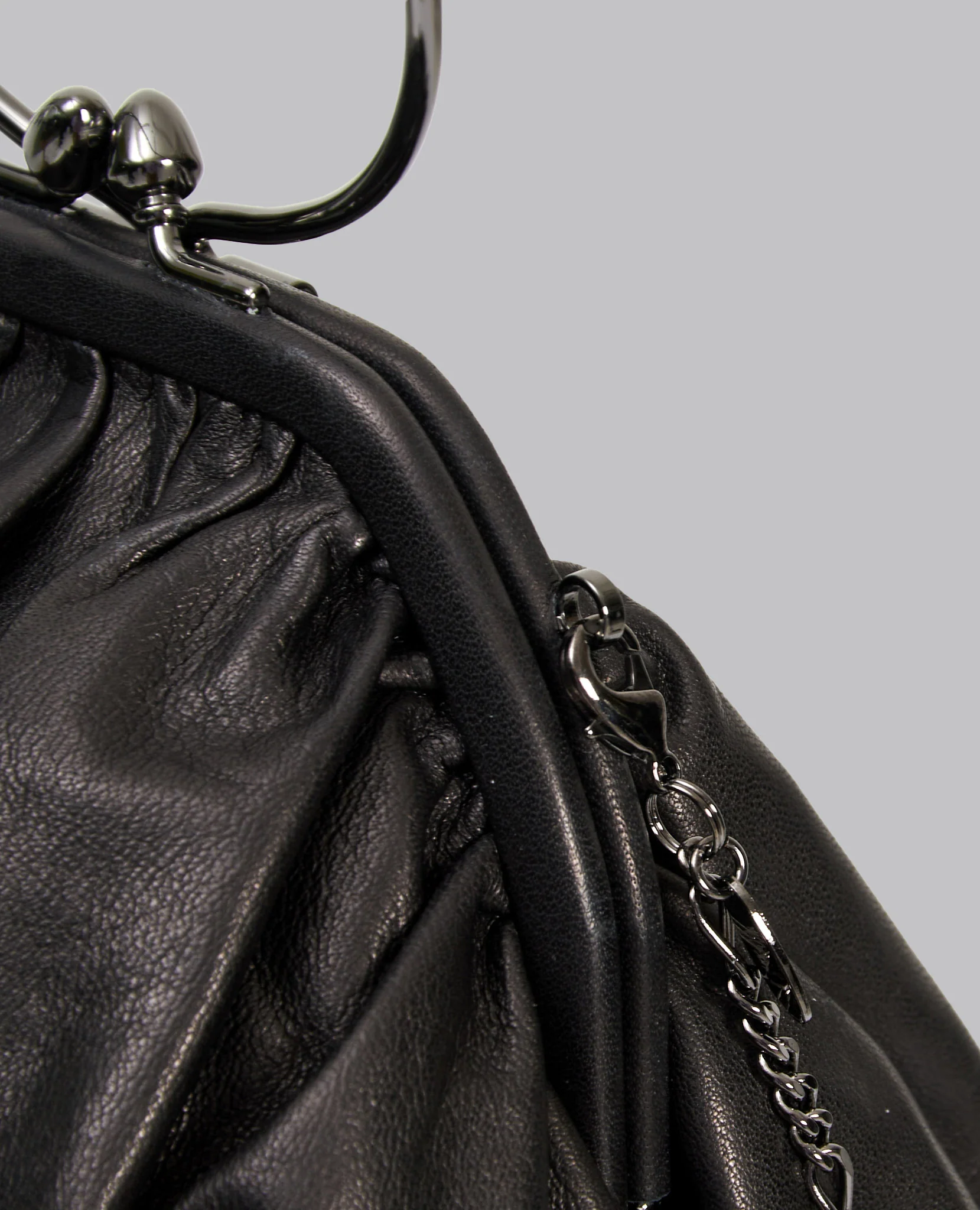DRAPE CLASP POUCH - Image 7