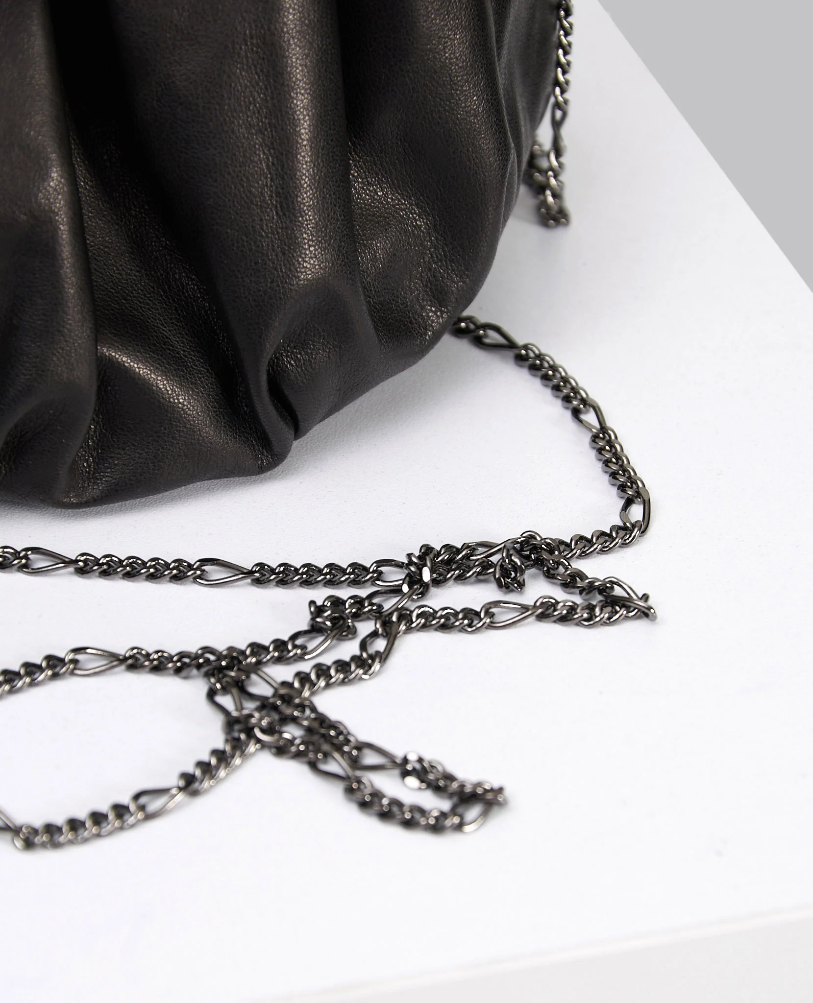 DRAPE CLASP POUCH - Image 8