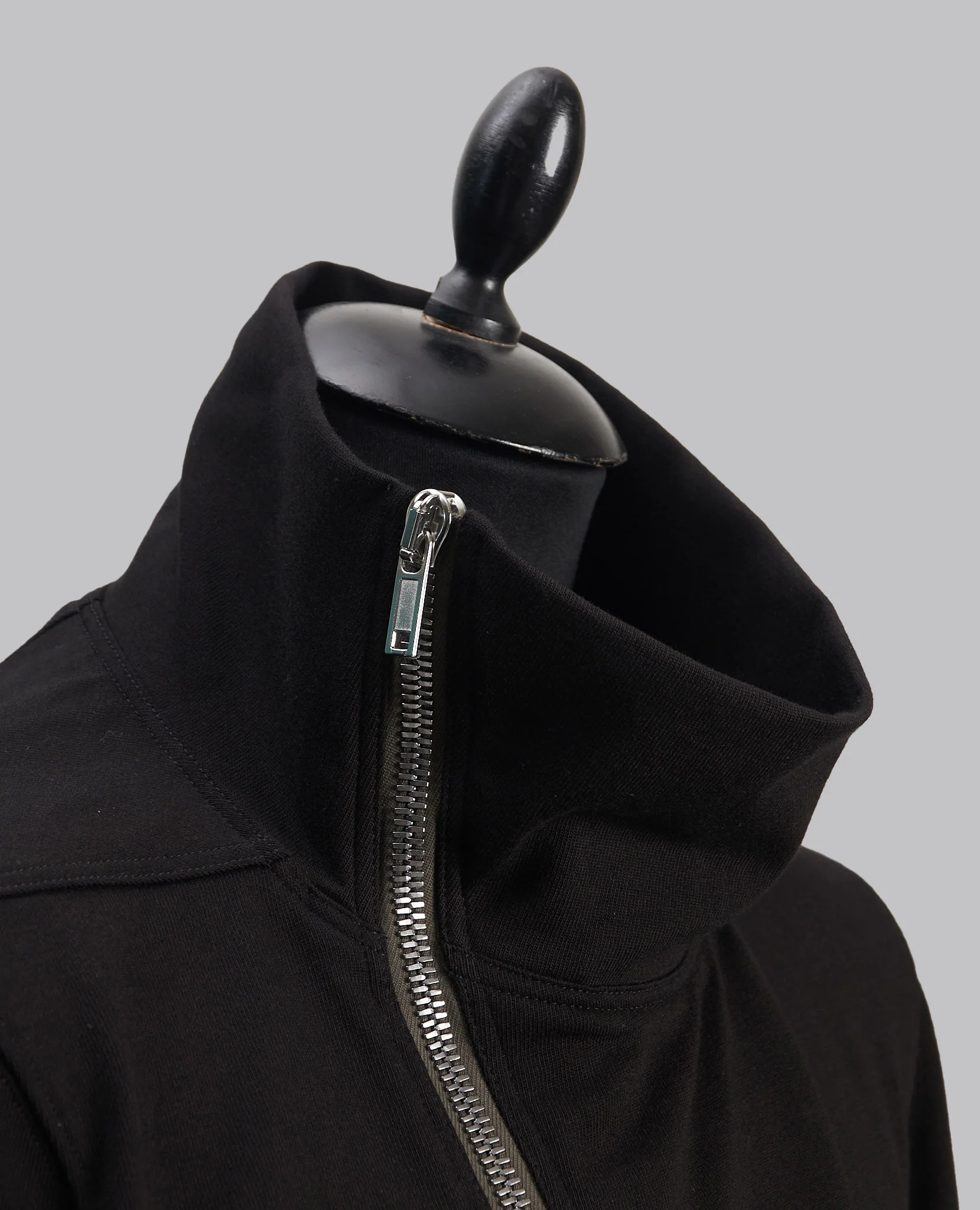TEMPLE BAUHAUS JOGGER - Image 7