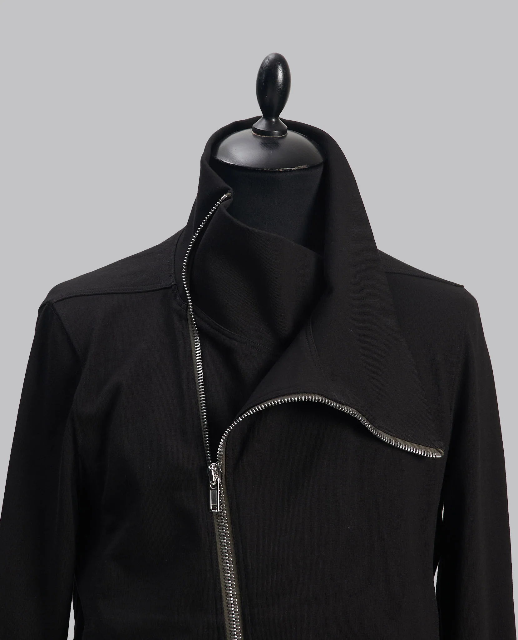TEMPLE BAUHAUS JOGGER - Image 9