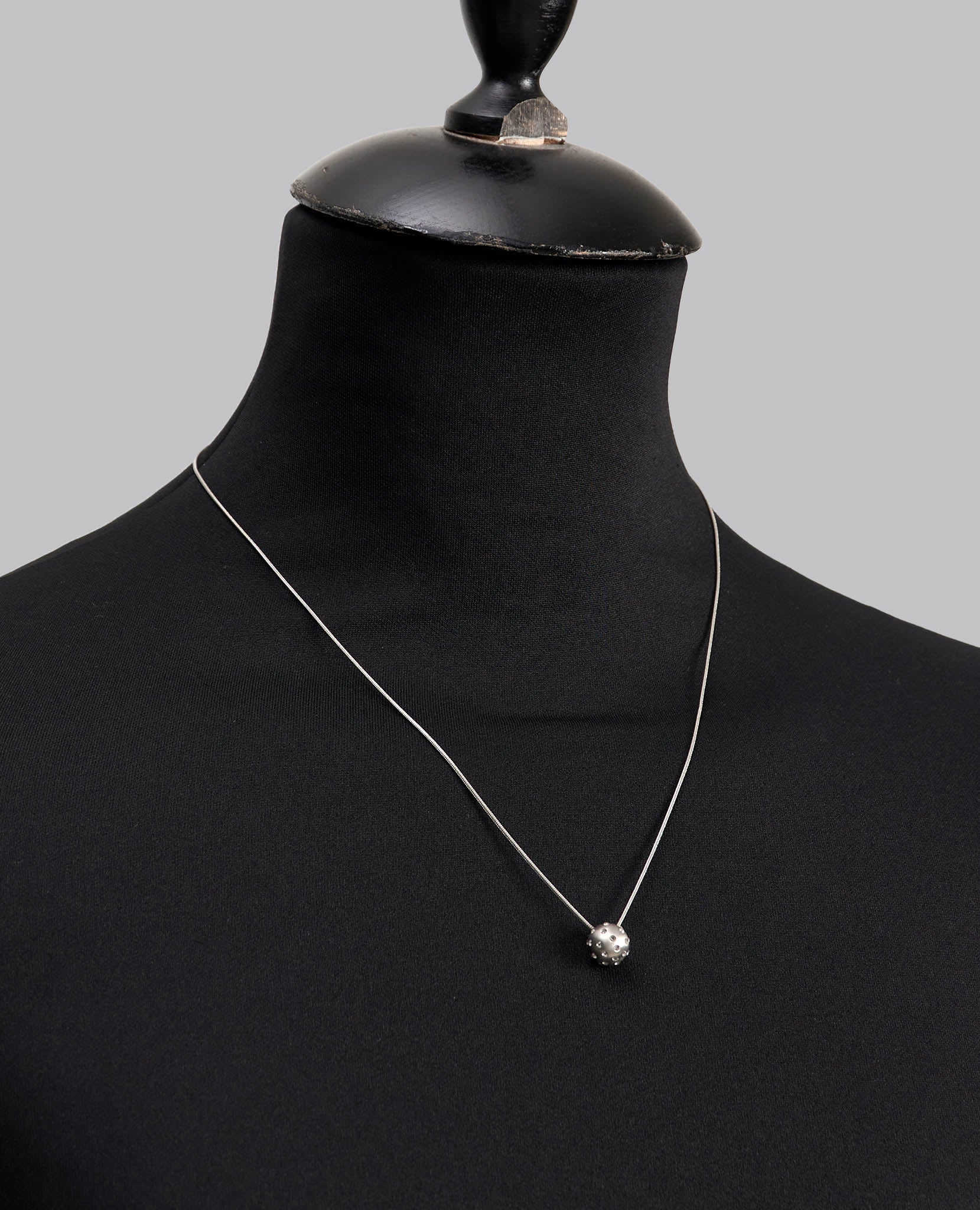 TEMPLE MINI ORB PENDANT - Image 3