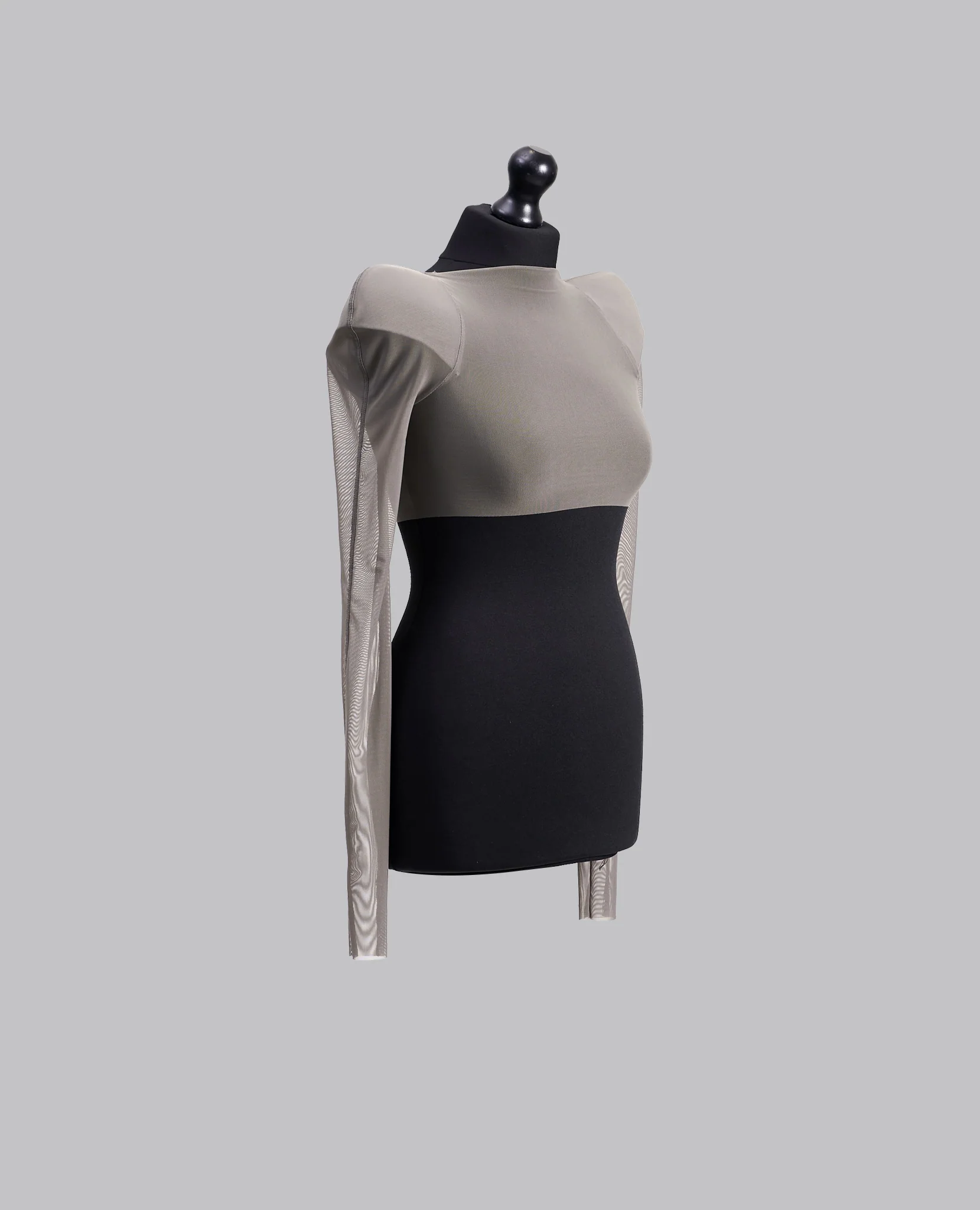 TEMPLE RUNWAY HELM TOP - Image 4